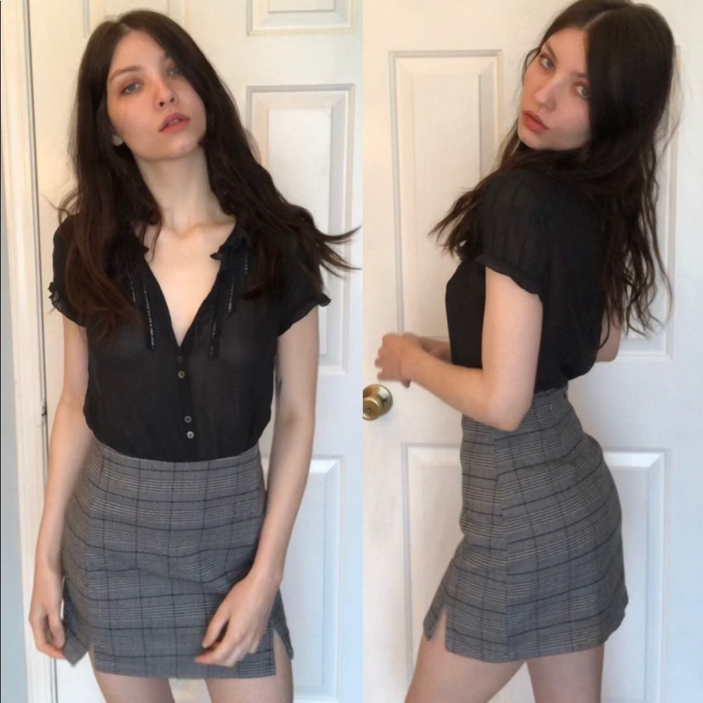 Brandy Melville Cara Skirt